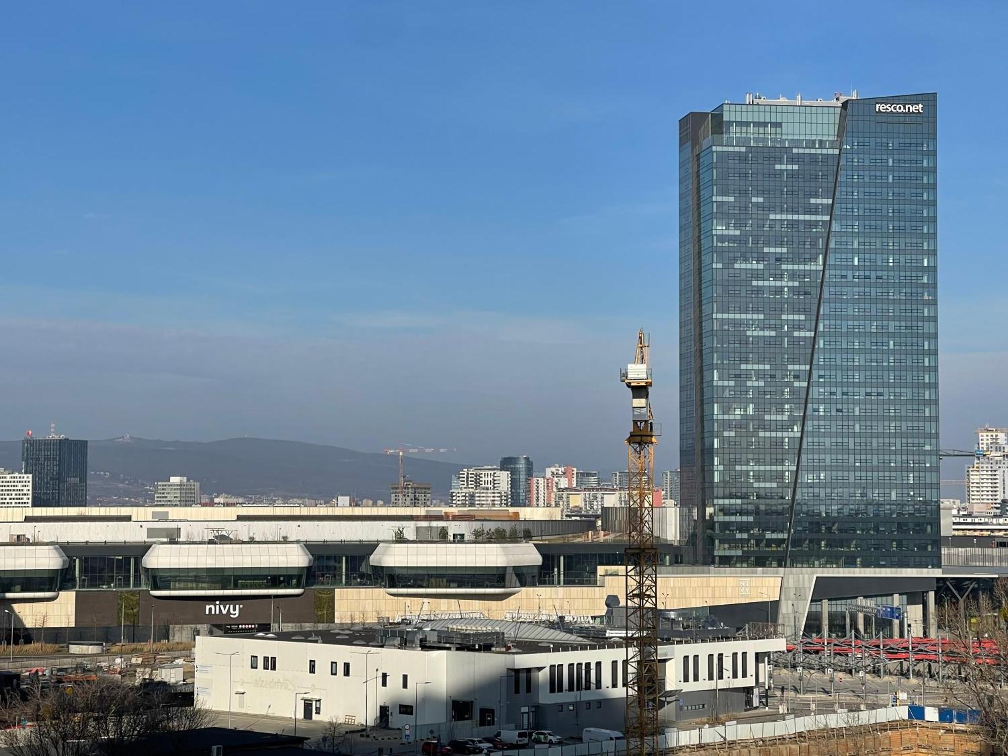 Sag Panorama City Apartment 3 Rooms Free Parking Free Wifi براتسيلافا المظهر الخارجي الصورة