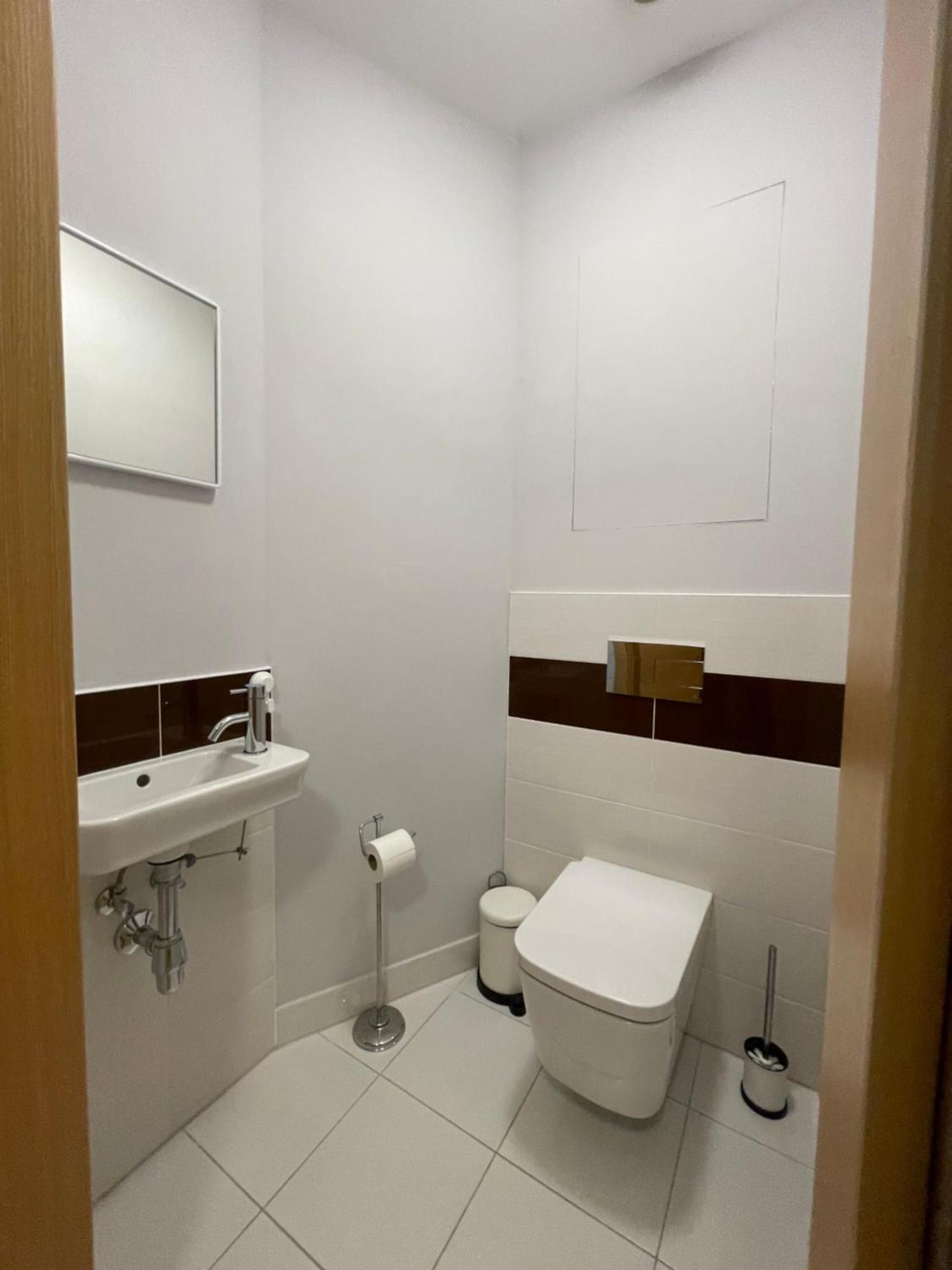 Sag Panorama City Apartment 3 Rooms Free Parking Free Wifi براتسيلافا المظهر الخارجي الصورة