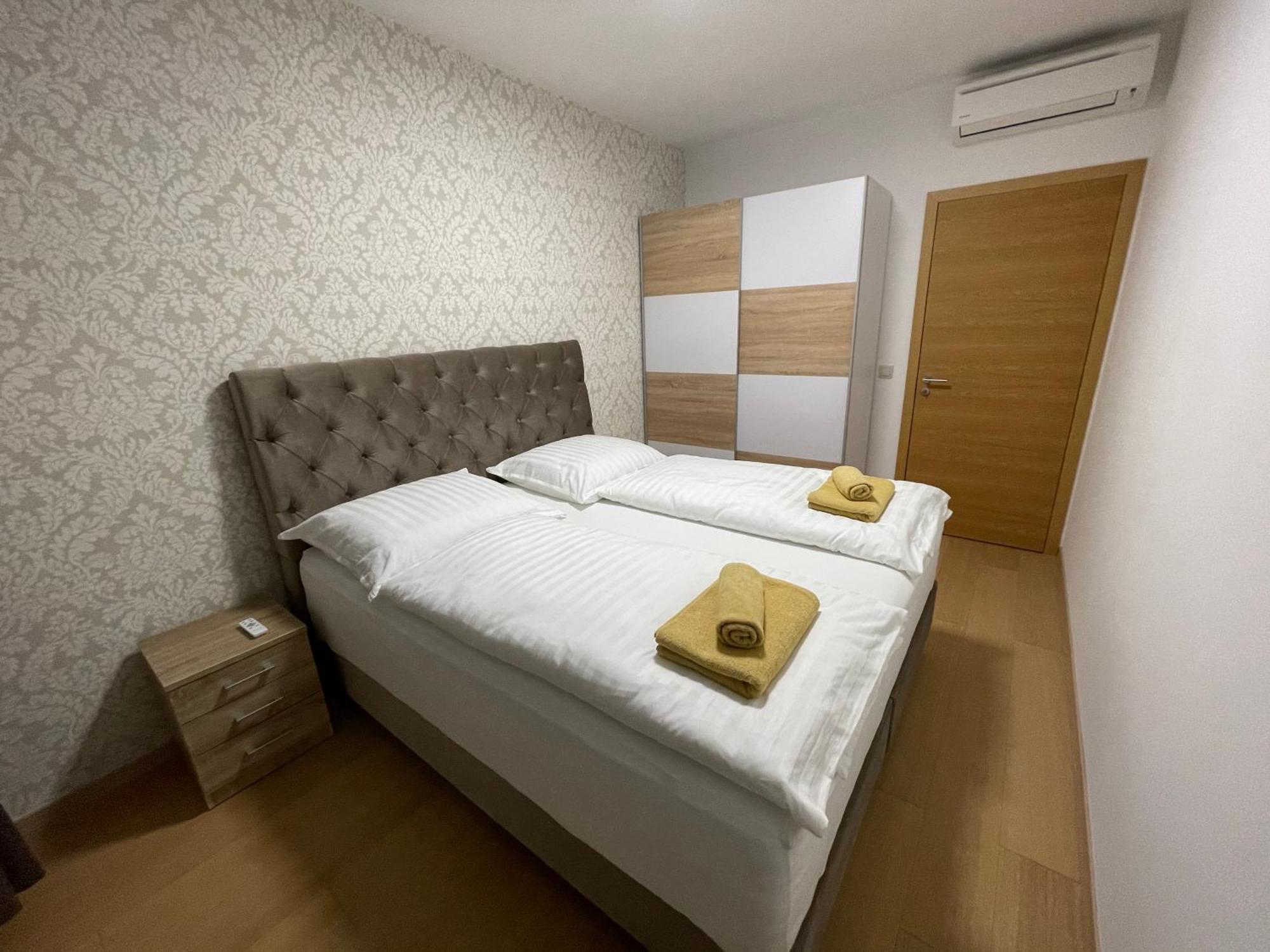 Sag Panorama City Apartment 3 Rooms Free Parking Free Wifi براتسيلافا المظهر الخارجي الصورة